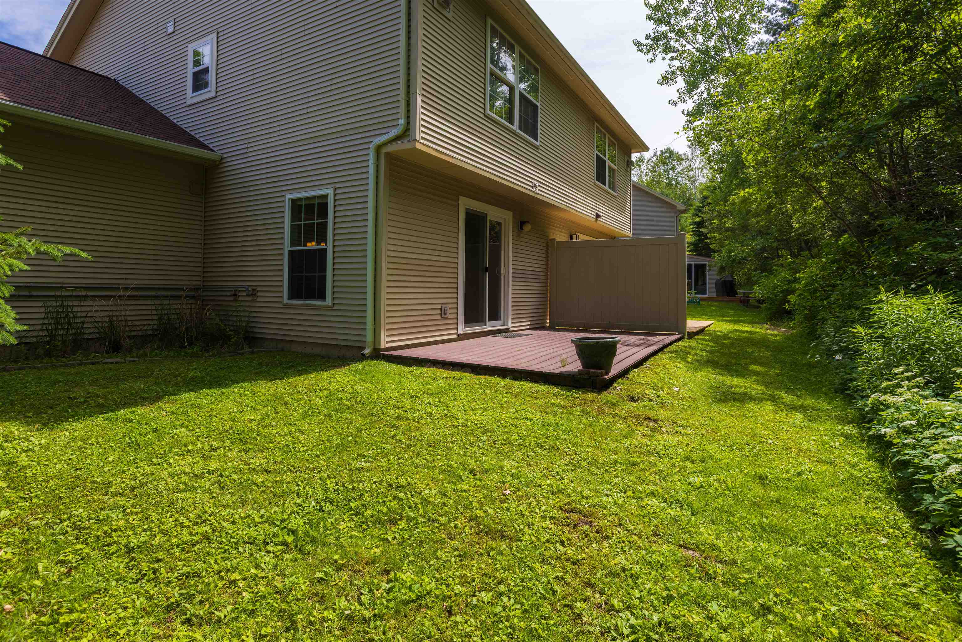 331 Cedar Lane Williston, VT 05495 - Photo 27 of 33