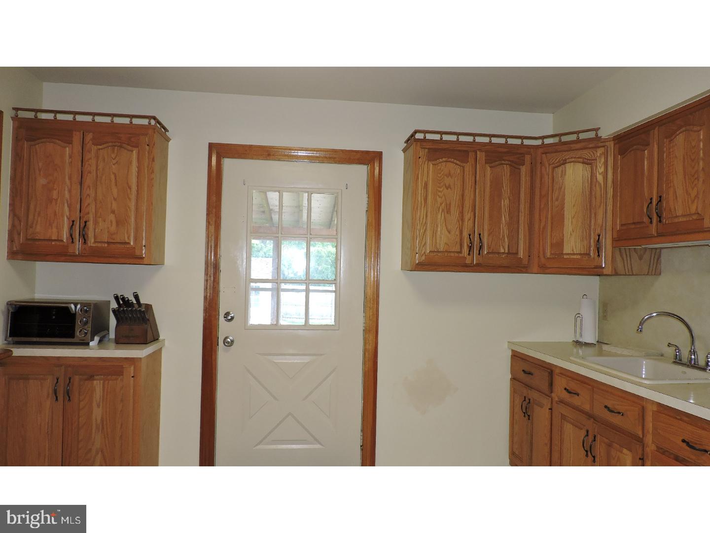 12 Dover Road Westampton, NJ 08060 - Photo 6 of 18 Kitchen