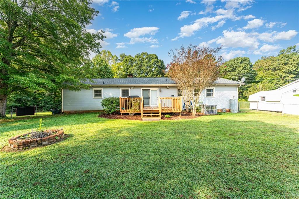 1121 Hub Morris Road Asheboro, NC 27203 - Photo 24 of 26