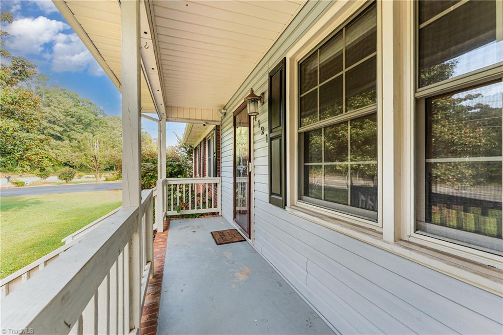 1121 Hub Morris Road Asheboro, NC 27203 - Photo 4 of 26