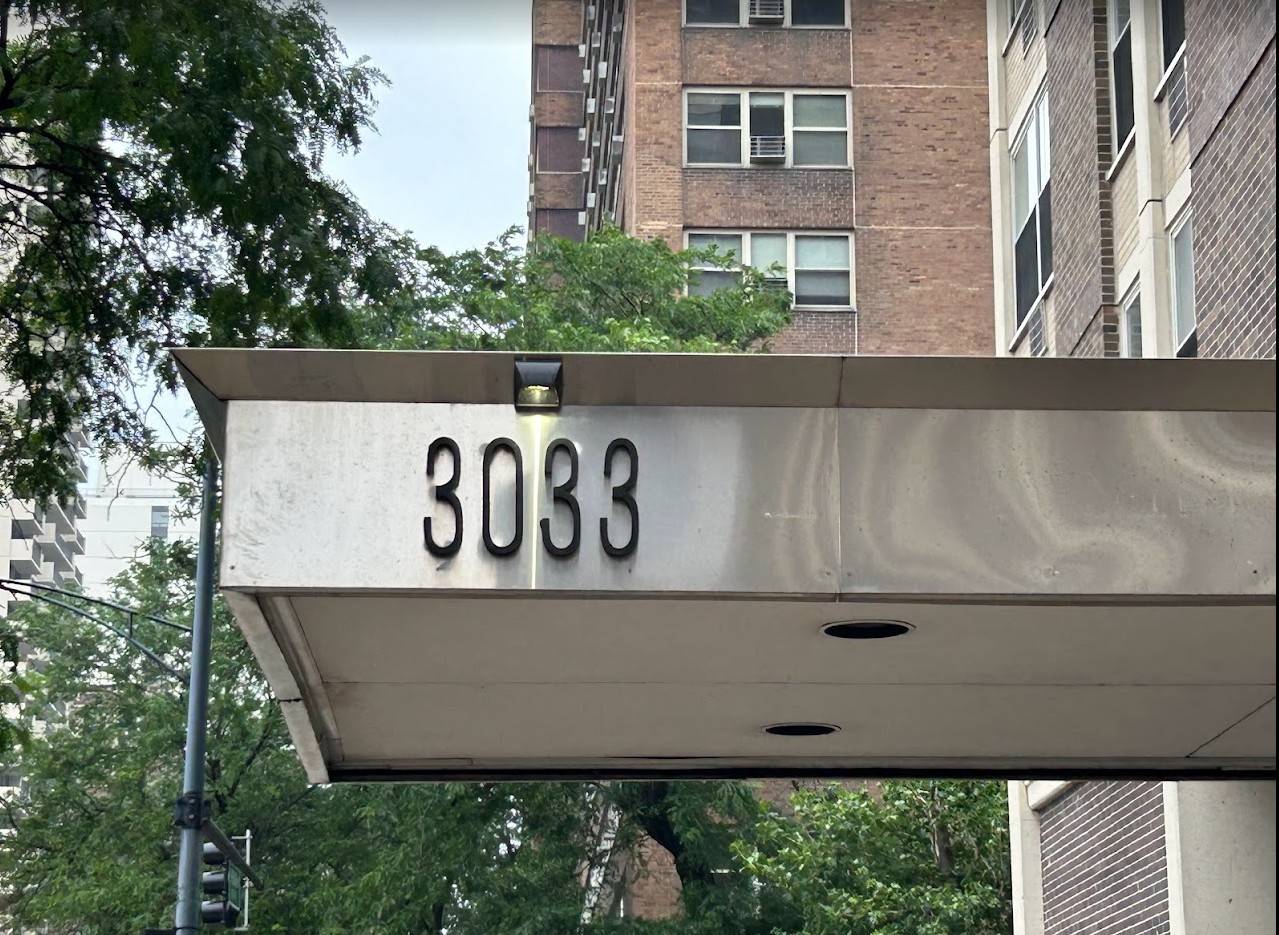 3033 North Sheridan Road, Unit CP9 Chicago, IL 60657 - Photo 3 of 6