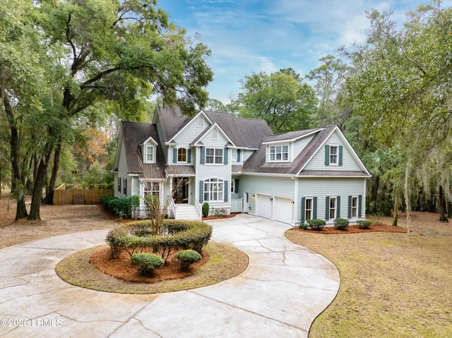 $948,500 | 10 Walling Grove Road, Beaufort, SC 29907