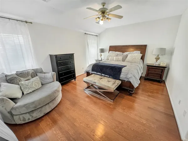 $2,600 | 62 North Abram Circle, The Woodlands, TX 77382