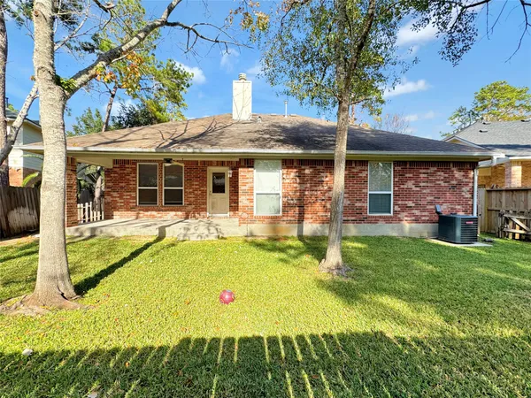 $2,600 | 62 North Abram Circle, The Woodlands, TX 77382