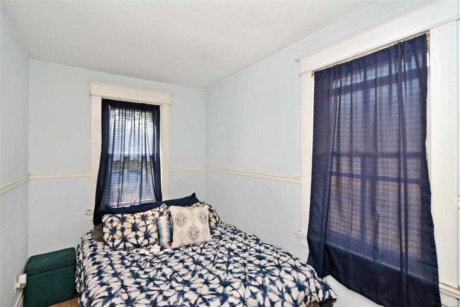 807 Military Road St. Louis, MO 63125 - Photo 23 of 29 Gallery Image 23