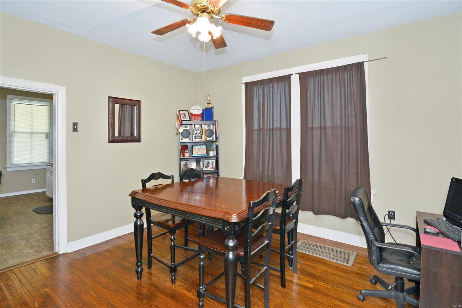 807 Military Road St. Louis, MO 63125 - Photo 6 of 29 Gallery Image 6