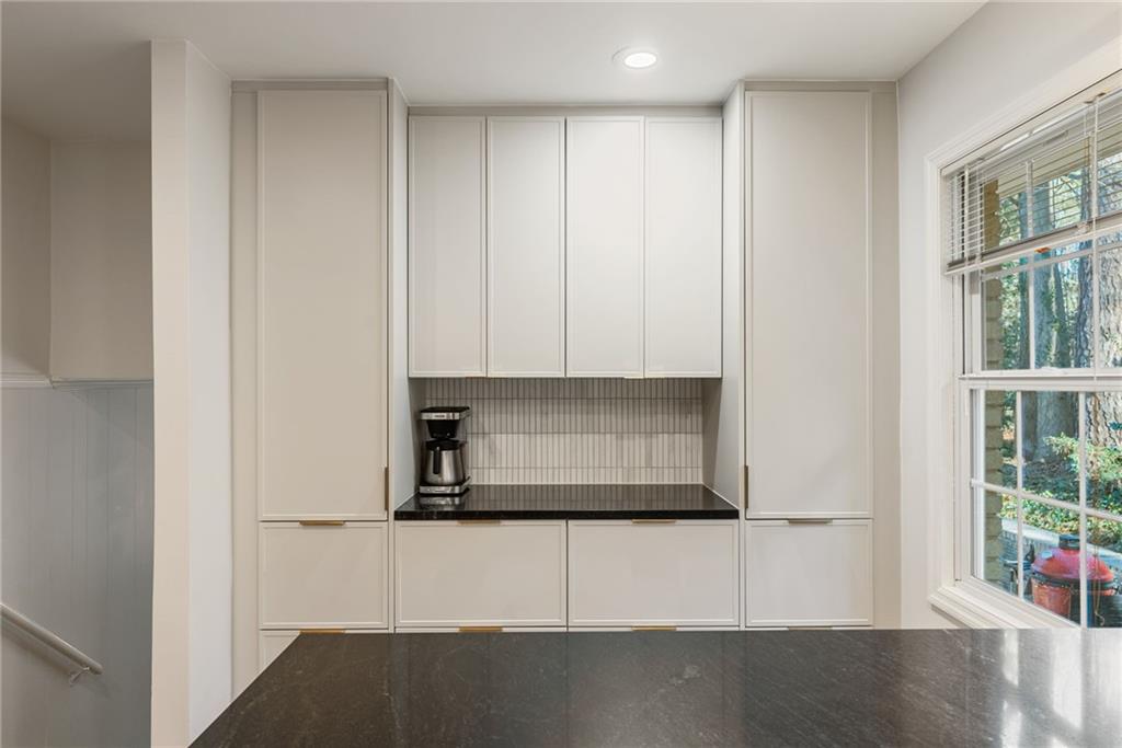 3359 Northbrook Drive Atlanta, GA 30340 - Photo 39 of 61 a view of kitchen with furniture and wooden floor