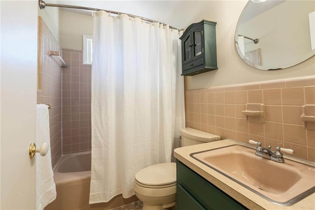 3359 Northbrook Drive Atlanta, GA 30340 - Photo 47 of 61 a bathroom with a sink a toilet and shower