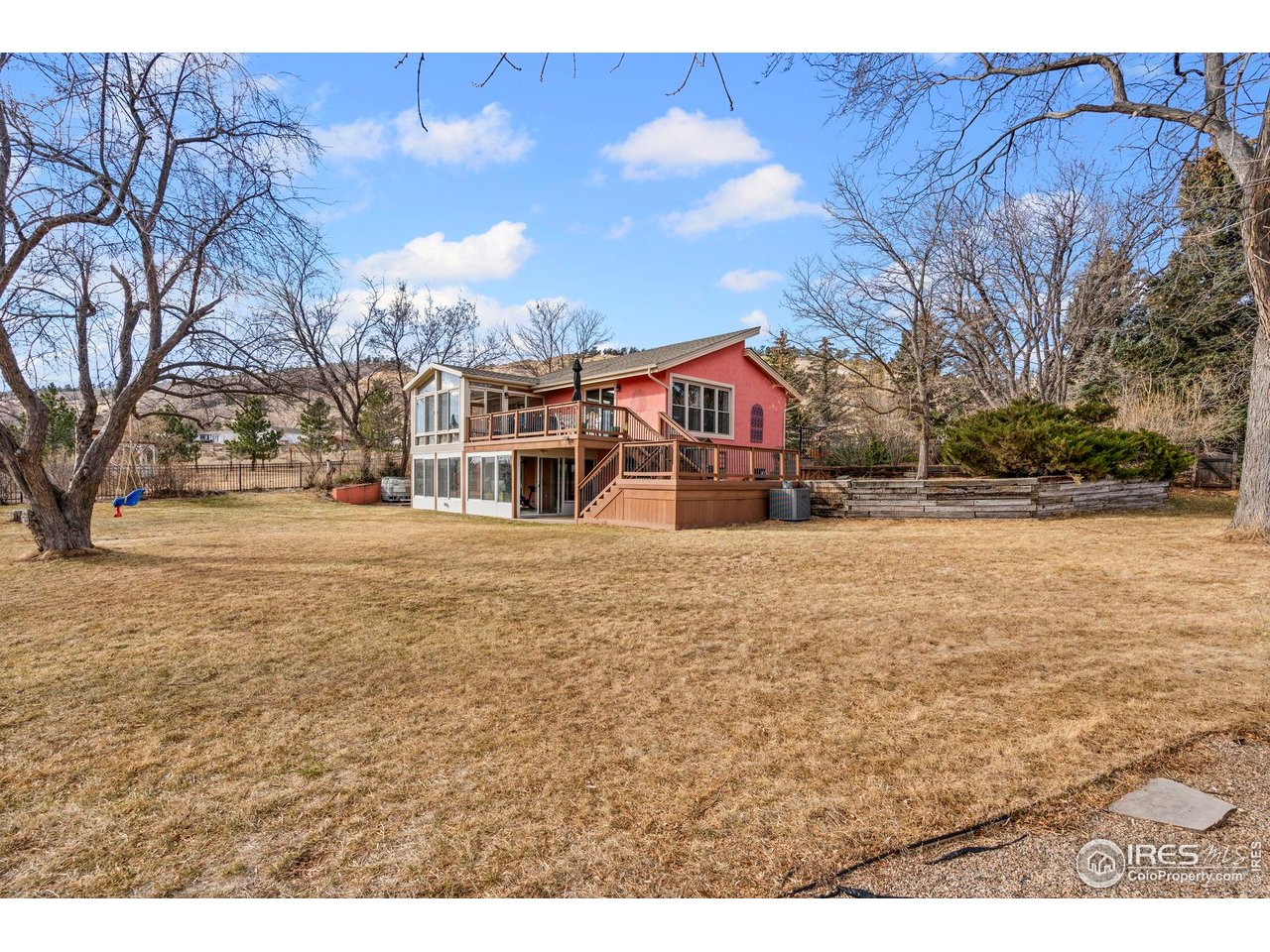 Large lot surrounded by open space!