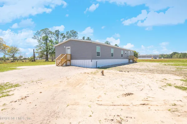 $344,900 | 11355 Mallie Davis Road, Glen St. Mary, FL 32040