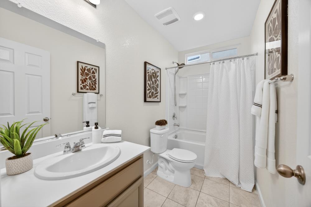 7265 Encore Way Roseville, CA 95747 - Photo 15 of 33