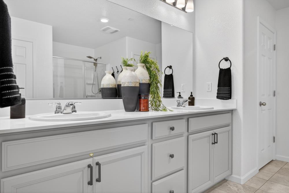 7265 Encore Way Roseville, CA 95747 - Photo 22 of 33