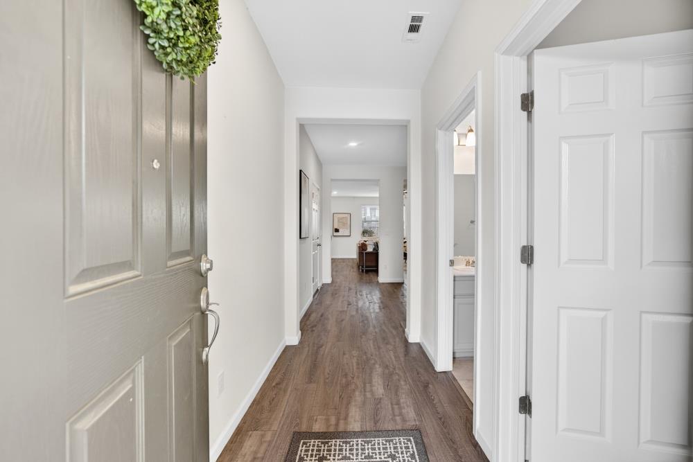 7265 Encore Way Roseville, CA 95747 - Photo 6 of 33