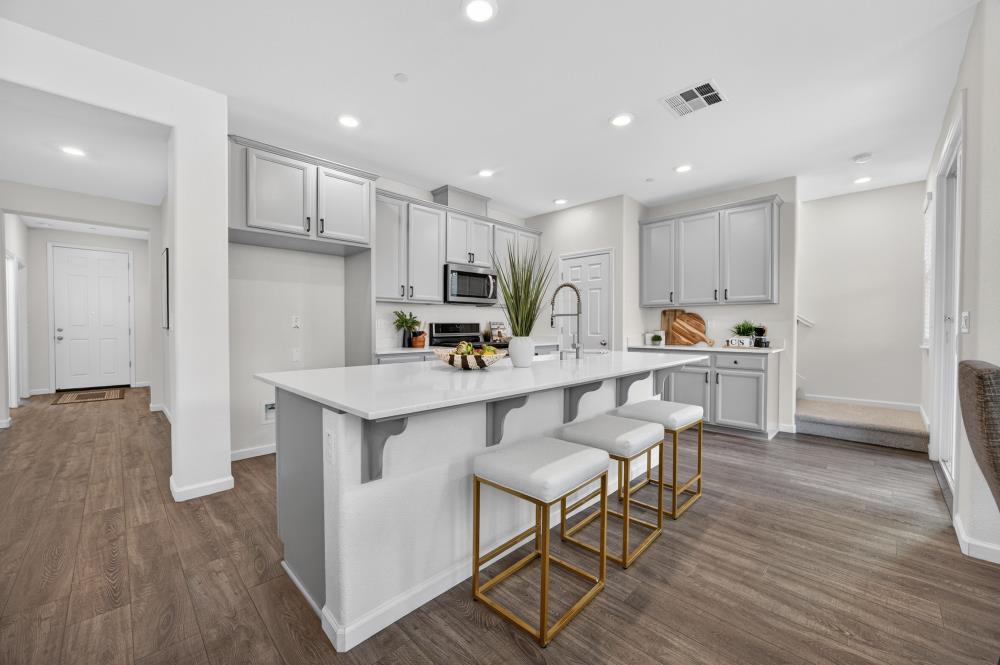 7265 Encore Way Roseville, CA 95747 - Photo 9 of 33