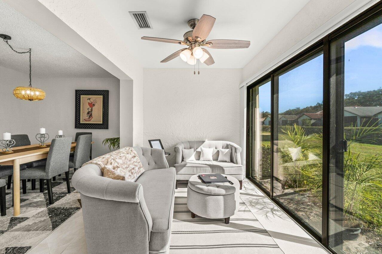 4862 Equestrian Road, Unit A Boynton Beach, FL 33436 - Photo 11 of 26 Florida Room