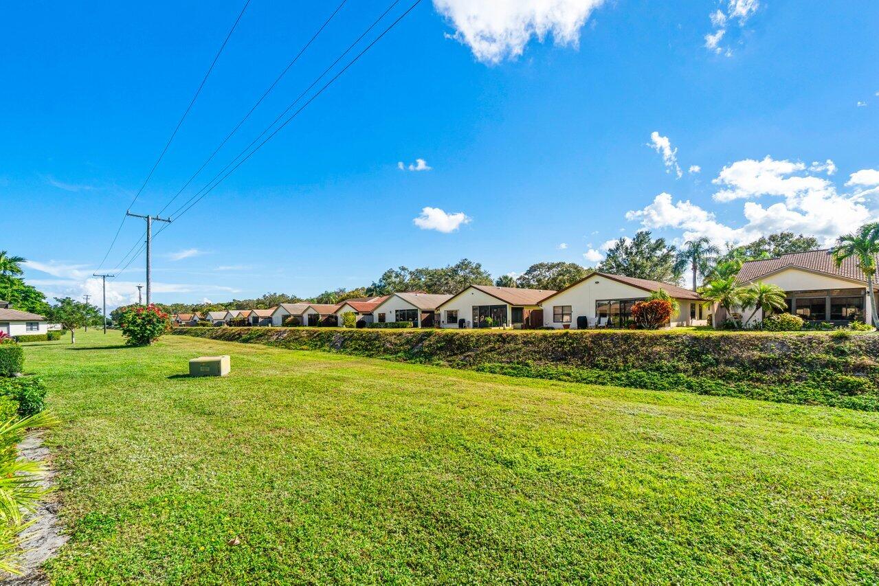 4862 Equestrian Road, Unit A Boynton Beach, FL 33436 - Photo 23 of 26 Garden View