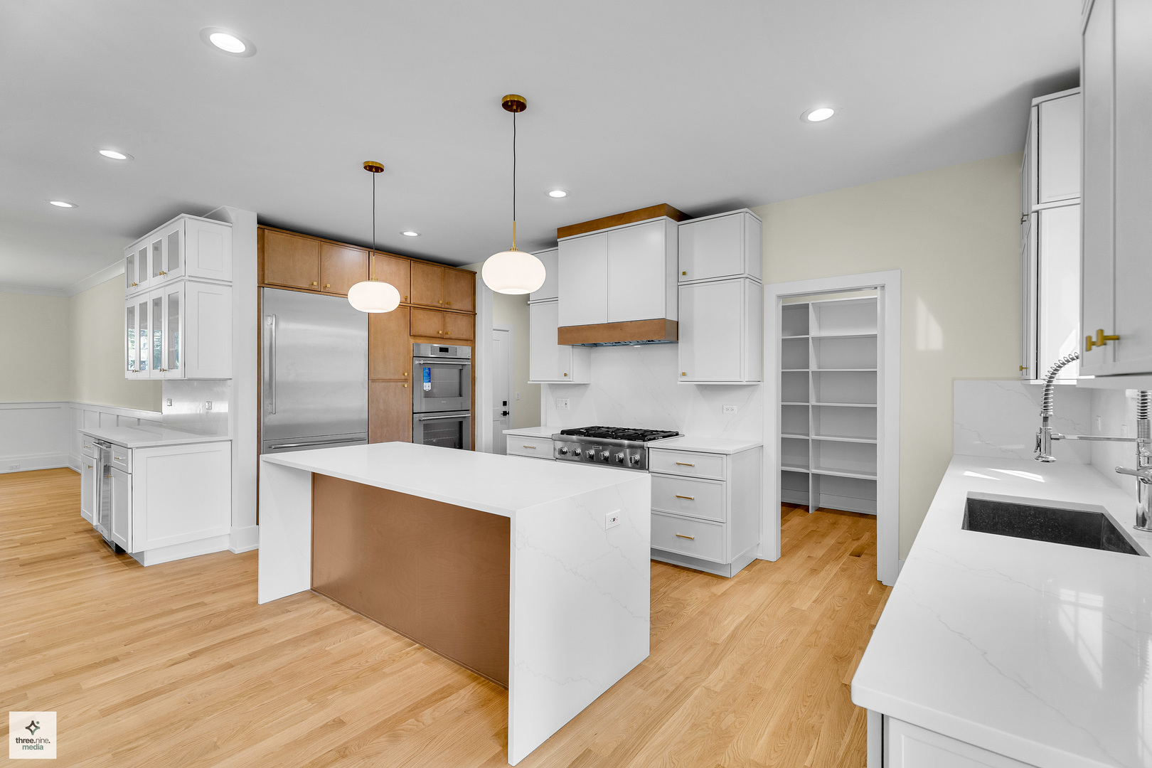 705 Glendale Road Glenview, IL 60025 - Photo 5 of 56