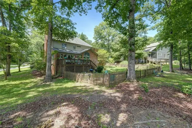 $379,000 | 992 Lake Forest Court, Eden, NC 27288