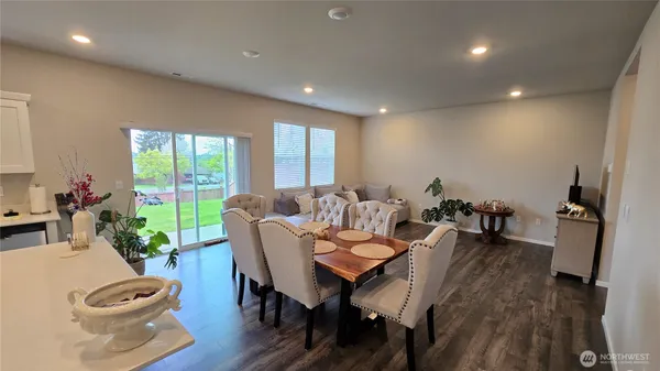 $3,350 | 1712 Moran Avenue, Snohomish, WA 98290