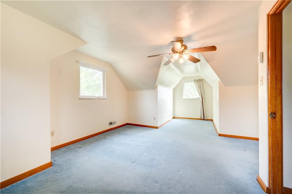 421 Orchard Spring Road Pittsburgh, PA 15220 - Photo 16 of 25 Gallery Image 16