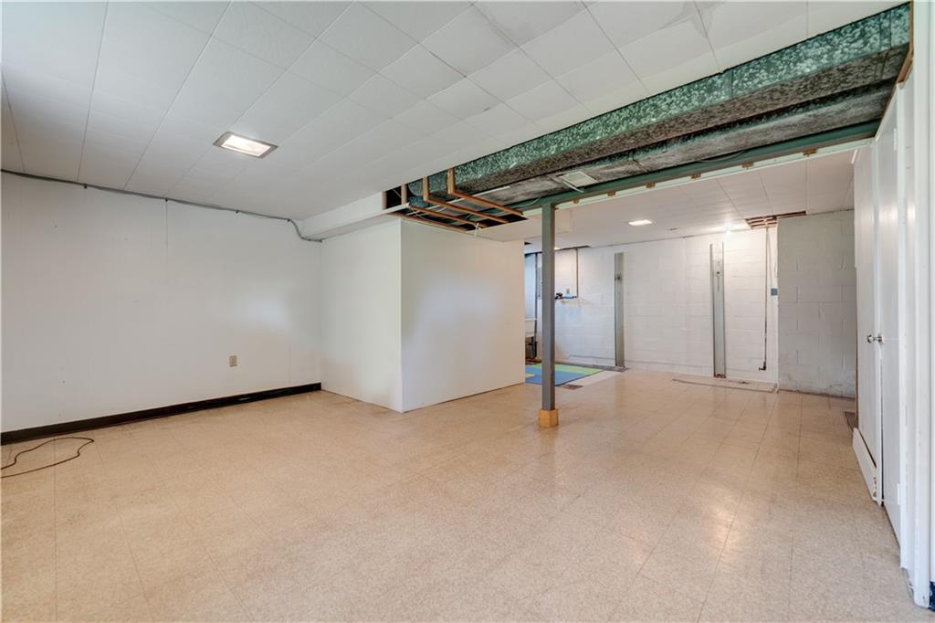 421 Orchard Spring Road Pittsburgh, PA 15220 - Photo 20 of 25 Gallery Image 20