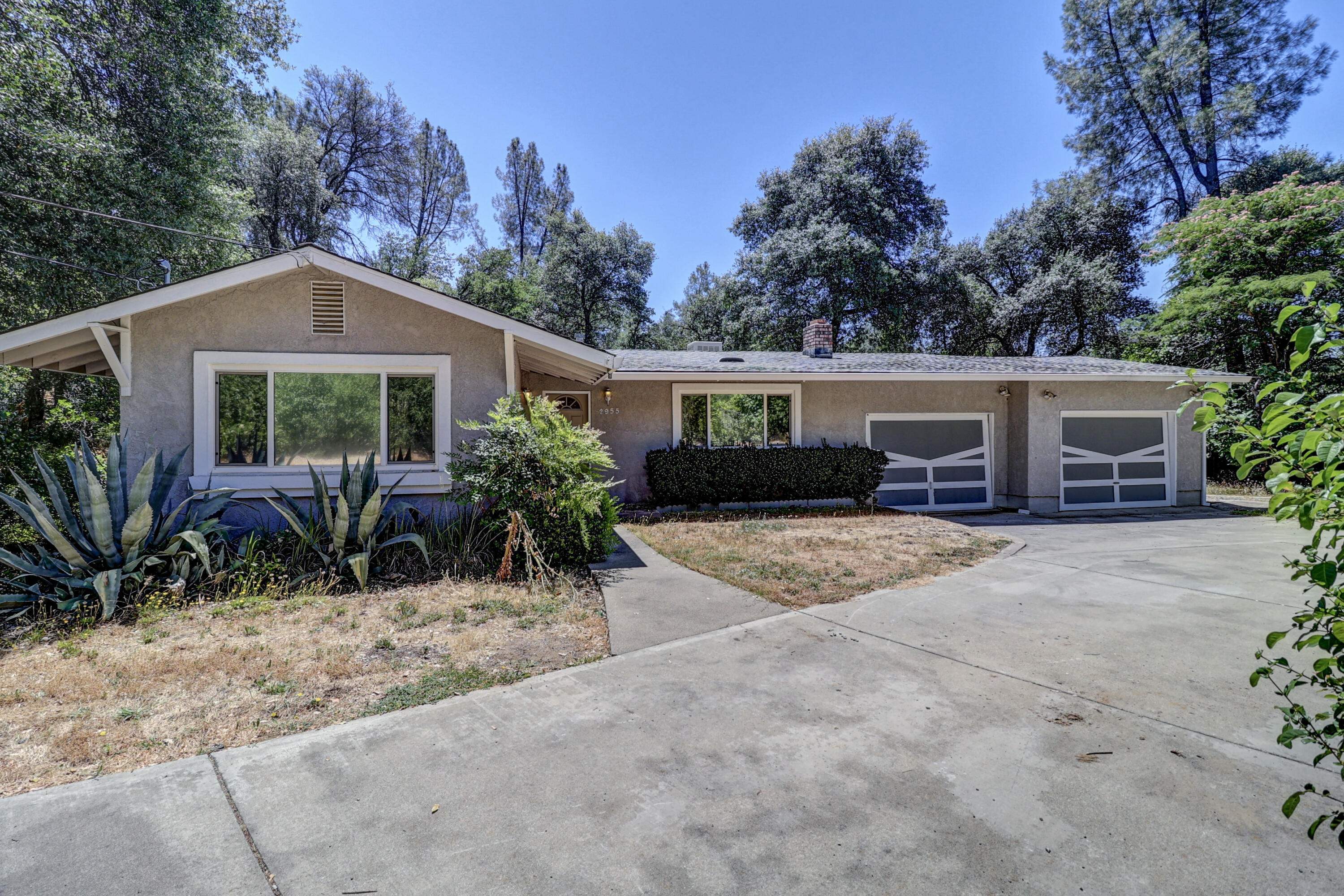 2955 Quartz Hill Road Redding, CA 96003 - Photo 1 of 28 2955 Quartz Hill Dr