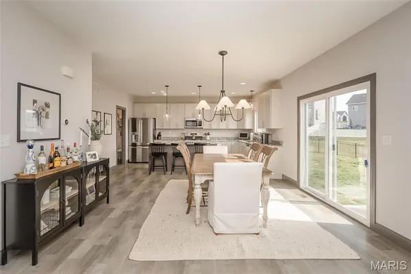 $429,900 | 100 Edgewater Court, Moscow Mills, MO 63362