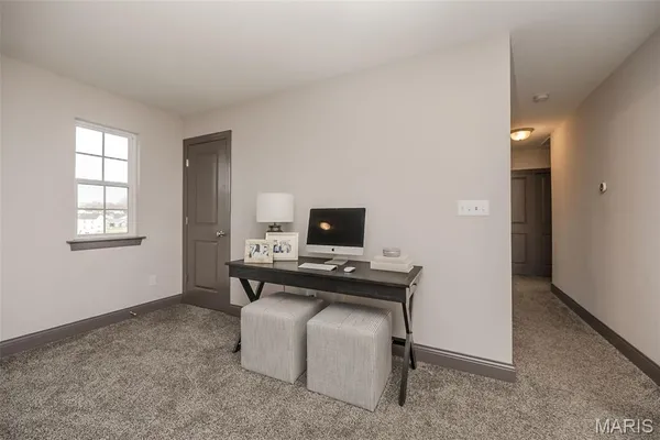 $429,900 | 100 Edgewater Court, Moscow Mills, MO 63362