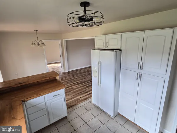 $440,000 | 70 Kathys Lane, Hedgesville, WV 25427