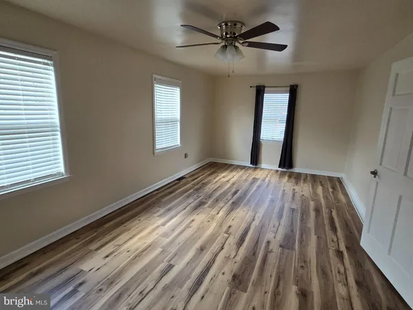 $440,000 | 70 Kathys Lane, Hedgesville, WV 25427