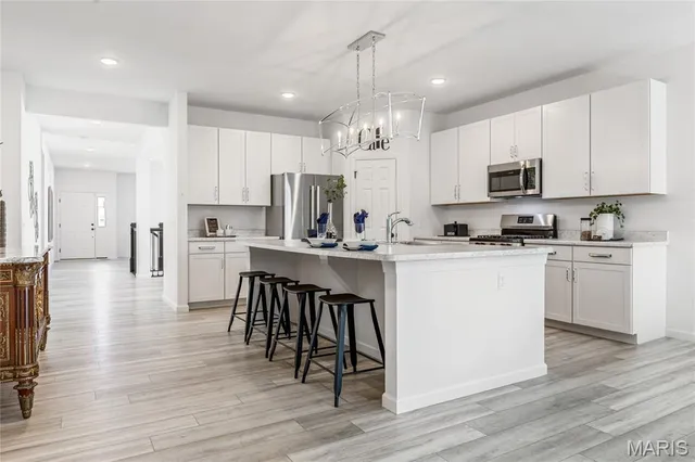 $609,000 | 905 Upland Court, O'Fallon, MO 63368