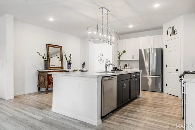 $609,000 | 905 Upland Court, O'Fallon, MO 63368