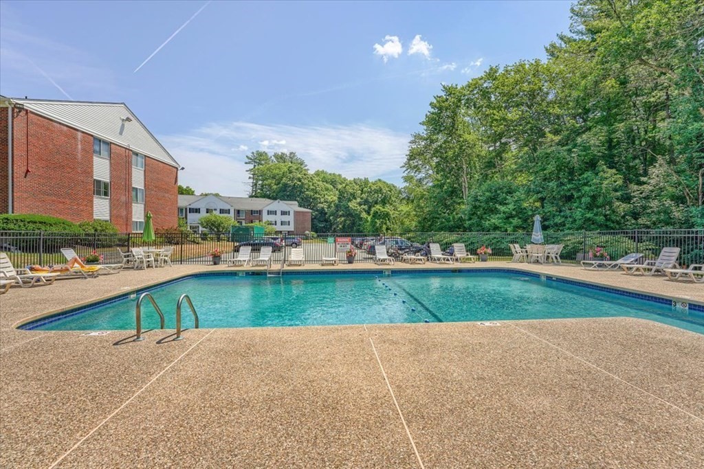 25 Clark's Road, Unit 308 Amesbury, MA 01913 - Photo 24 of 26 Gallery Image 24