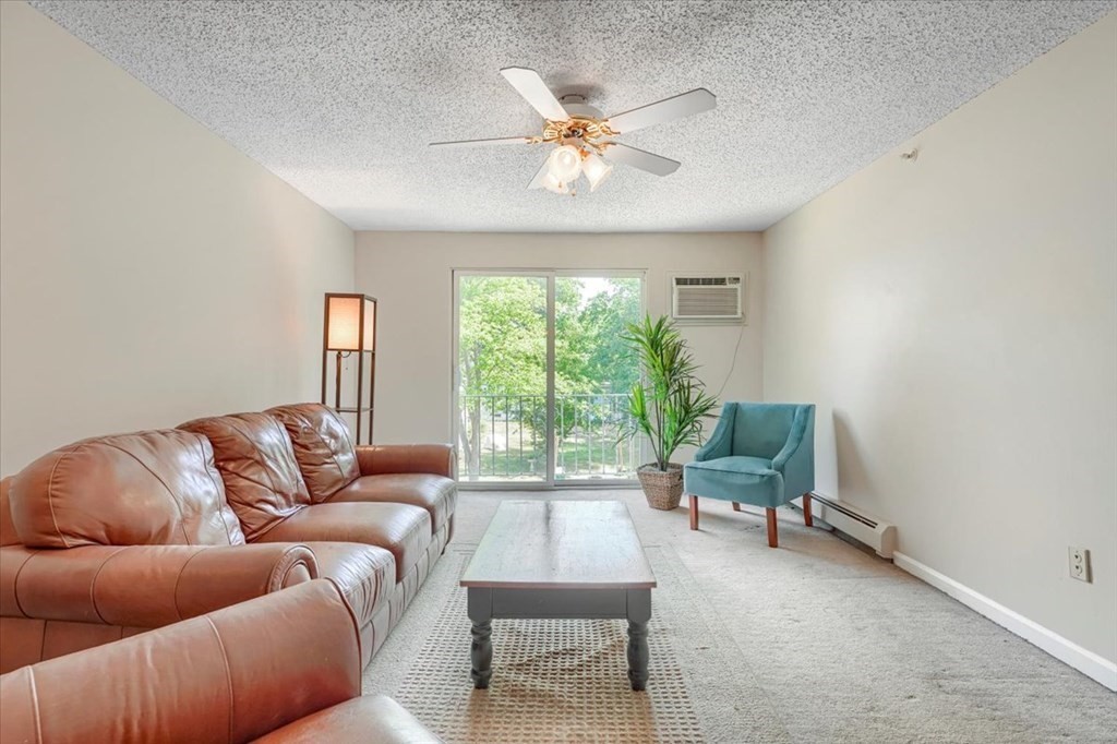 25 Clark's Road, Unit 308 Amesbury, MA 01913 - Photo 4 of 26 Gallery Image 4