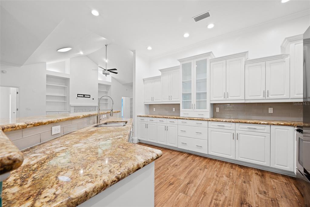 9702 Southwest 35th Lane Gainesville, FL 32608 - Photo 13 of 46 Gallery Image 13