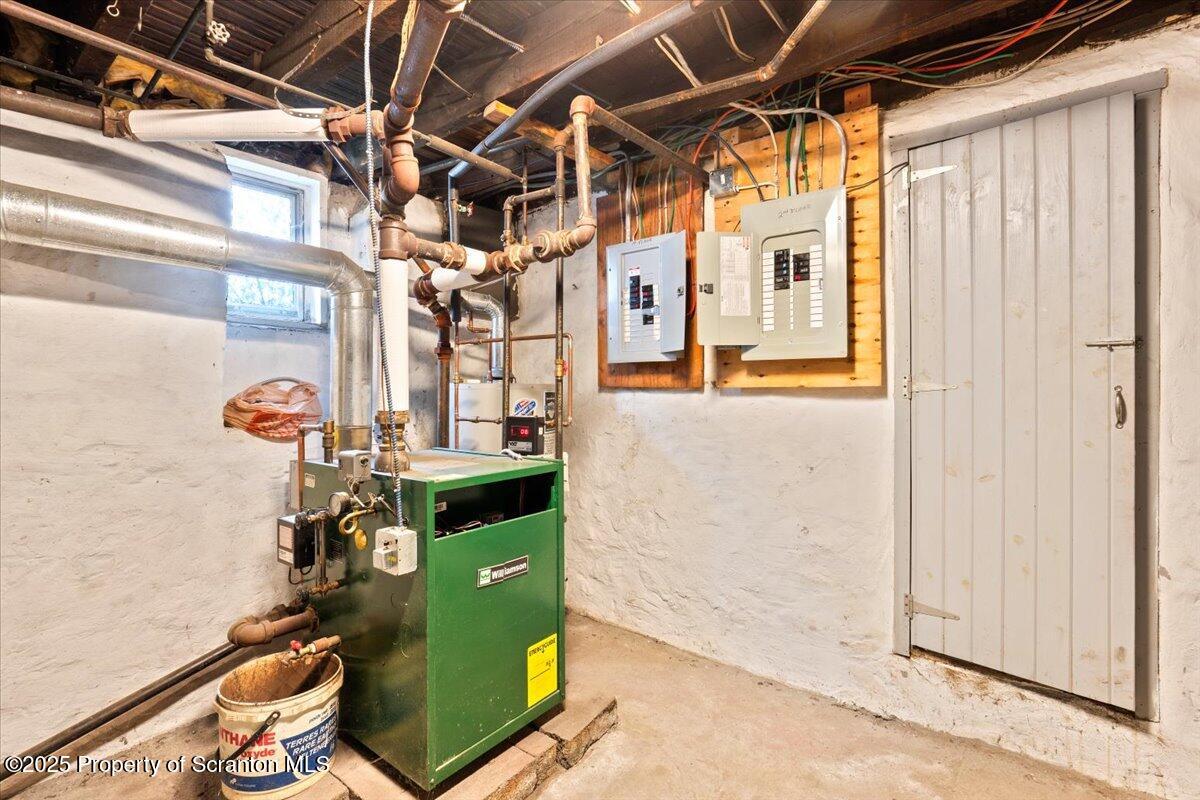 413 New Street Duryea, PA 18642 - Photo 41 of 42 31-Utility Room