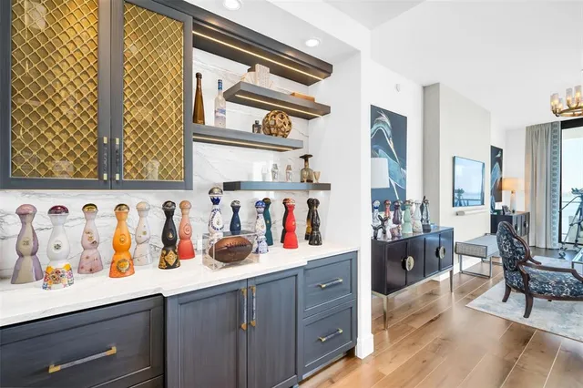 $3,800,000 | 100 1st Avenue North, Unit 3001, St. Petersburg, FL 33701