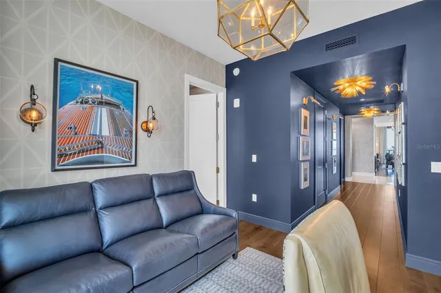 $3,800,000 | 100 1st Avenue North, Unit 3001, St. Petersburg, FL 33701