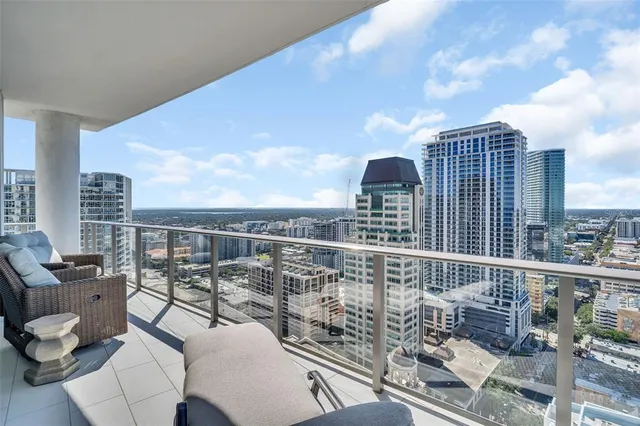 $3,800,000 | 100 1st Avenue North, Unit 3001, St. Petersburg, FL 33701