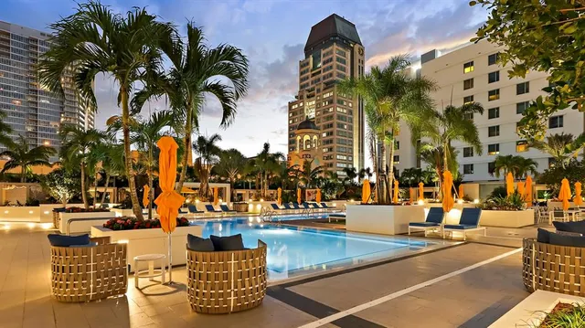 $3,800,000 | 100 1st Avenue North, Unit 3001, St. Petersburg, FL 33701