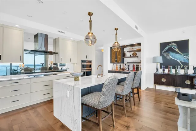 $3,800,000 | 100 1st Avenue North, Unit 3001, St. Petersburg, FL 33701