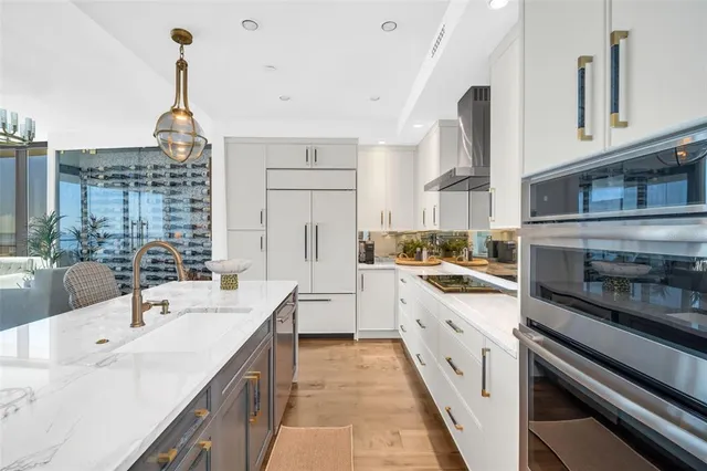 $3,800,000 | 100 1st Avenue North, Unit 3001, St. Petersburg, FL 33701