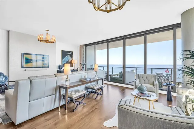 $3,800,000 | 100 1st Avenue North, Unit 3001, St. Petersburg, FL 33701