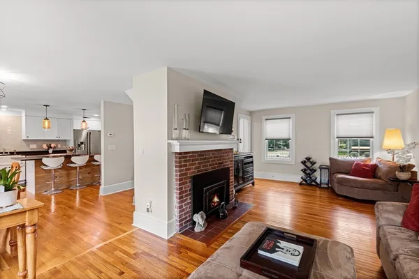 $725,000 | 593 Washington Street, Unit A, Pembroke, MA 02359