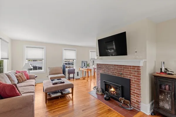 $725,000 | 593 Washington Street, Unit A, Pembroke, MA 02359