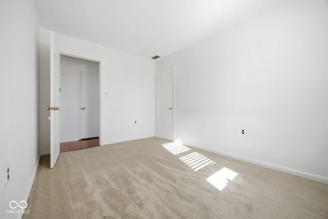 $243,000 | 6519 West Us Highway, Holton, IN 47023