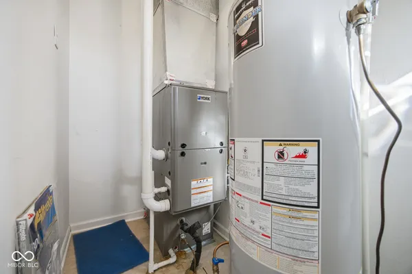 $236,000 | 6519 West Us Highway, Holton, IN 47023