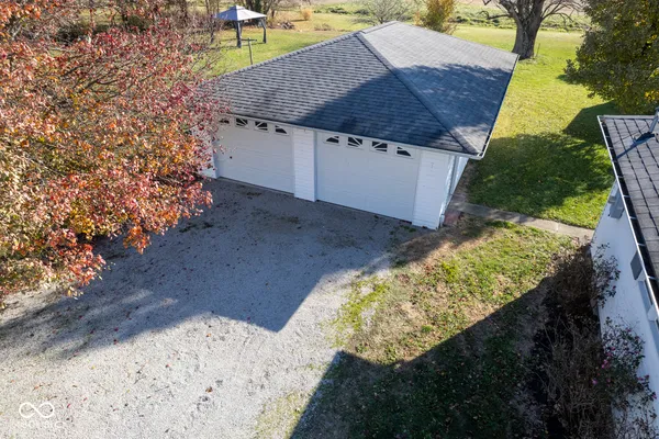 $236,000 | 6519 West Us Highway, Holton, IN 47023