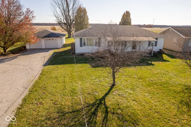 $243,000 | 6519 West Us Highway, Holton, IN 47023