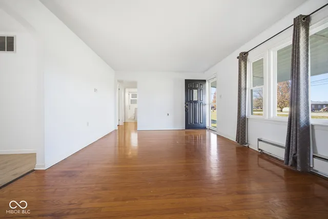 $243,000 | 6519 West Us Highway, Holton, IN 47023